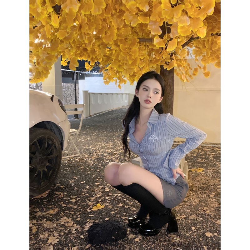 Tomorrow  Áo Sơ Mi Tay Dài Dáng Ôm Thêu Họa Tiết Phong Cách Mỹ Cổ Điển Thời Trang Mùa Xuân wd0302