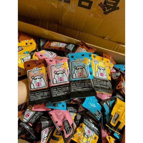 Bánh Gấu Bear mix vị nhân kem Đài Loan vị: Dâu, socola, kem sữa