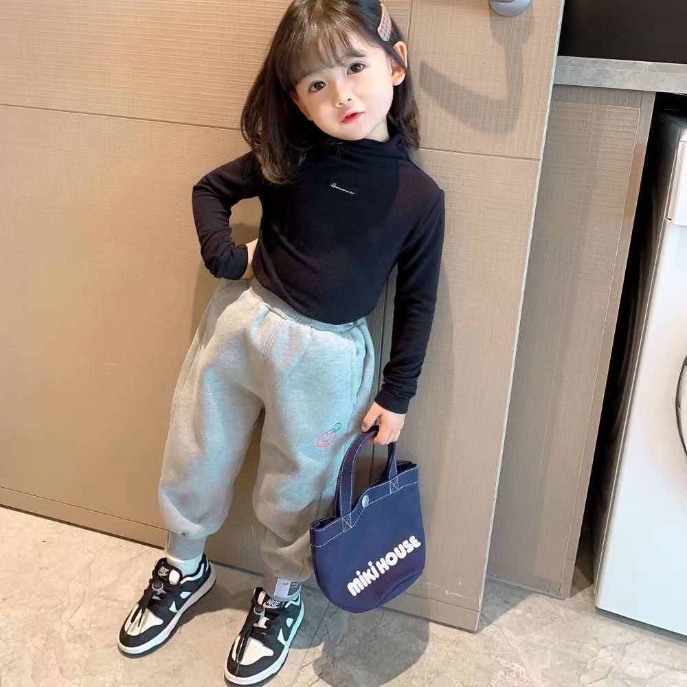 Áo Thun Cổ Lọ Màu Sắc Thời Trang Thu Đông Cho Bé Gái