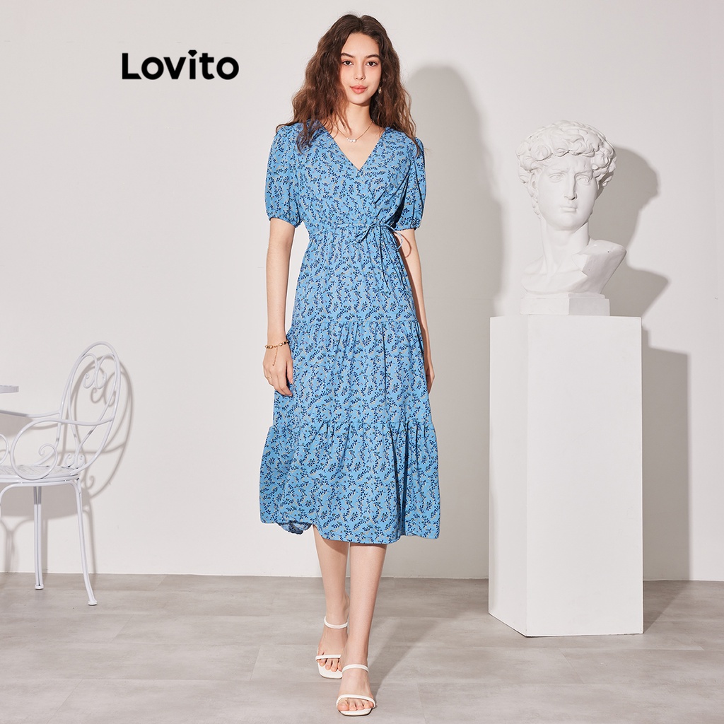 Đầm Lovito họa tiết hoa nhí xếp tầng tay phồng phong cách thường ngày thời trang cho nữ L59ED111