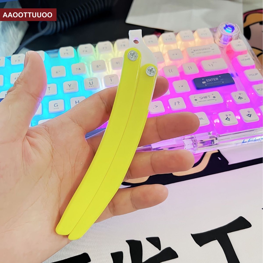 Tiktok Đồ Chơi Bướm 3d Bằng Nhựa Màu Xanh Lá Cây Vui Nhộn Sáng Tạo Làm Quà Tặng Bạn Thân Cho Trẻ Em