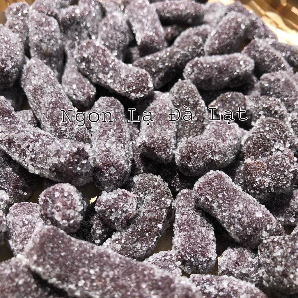Hộp kẹo 3 vị dâu tây , dâu tằm , me cay hộp 500gr