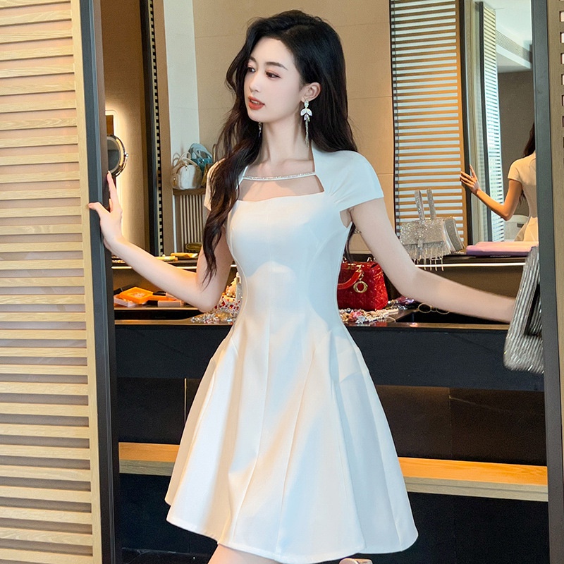 Đầm Dáng Chữ a Cổ Vuông Đính Ngọc Trai Phong Cách Thời Trang Mùa Hè Pháp Hàng Mới 2023 9615