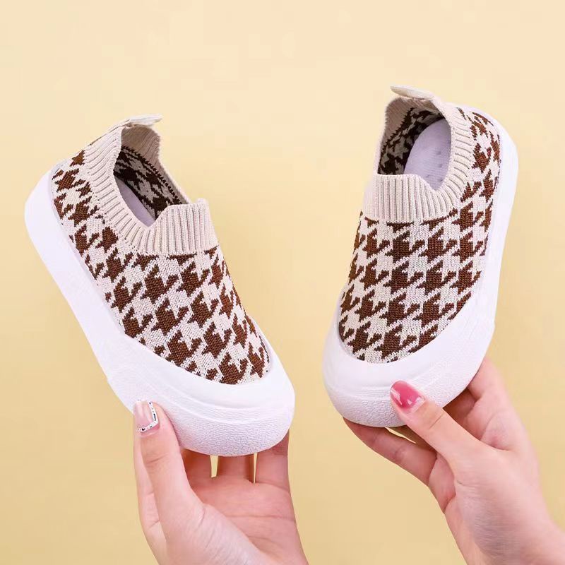 Giày Thể Tho Siêu Nhẹ In Họa Tiết Hoạt Hình Dễ Thương Cho