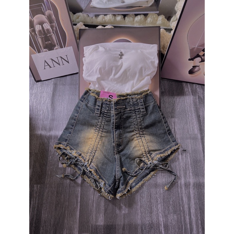 Set áo cúp chữ thập nhún sườn có mút và quần short jean co giãn xanh dơ rút dây 2 bên
