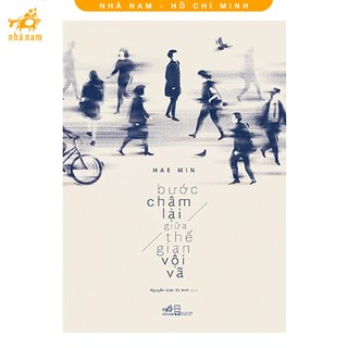 Sách - bước chậm lại giữa thế gian vội vã
