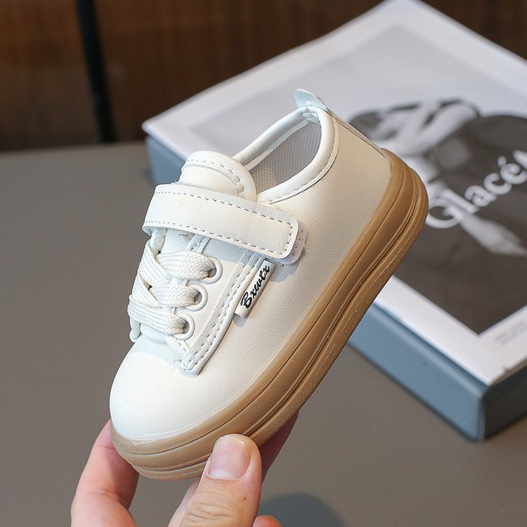 Giày Sneaker Thời Trang Cho Bé