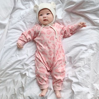 Quần áo sơ sinh mùa xuân thu cho bé