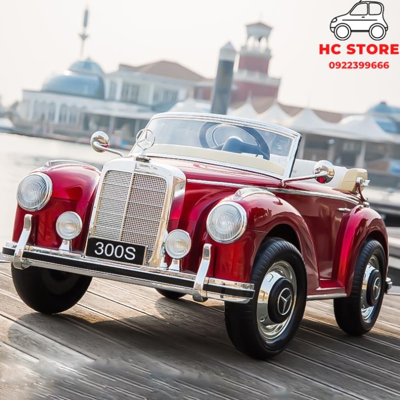 Ô tô điện trẻ em Mercedes-Benz 4 bánh ngoại cỡ có điều khiển từ xa xe đồ