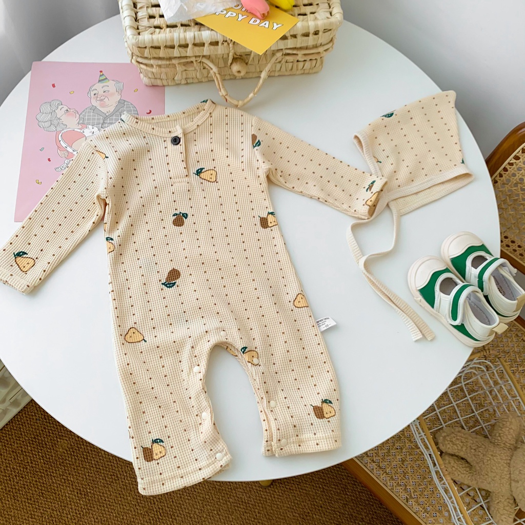 Bộ áo liền quần tay dài vải cotton mỏng in họa tiết quả lê dễ thương cho bé sơ sinh