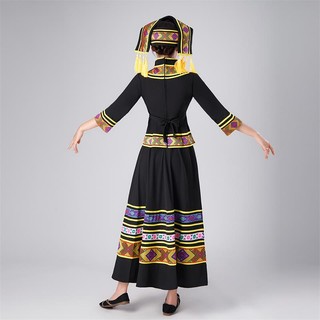 Trang Phục Hóa Trang Dân Tộc Phong Cách Mới Cho Nữ