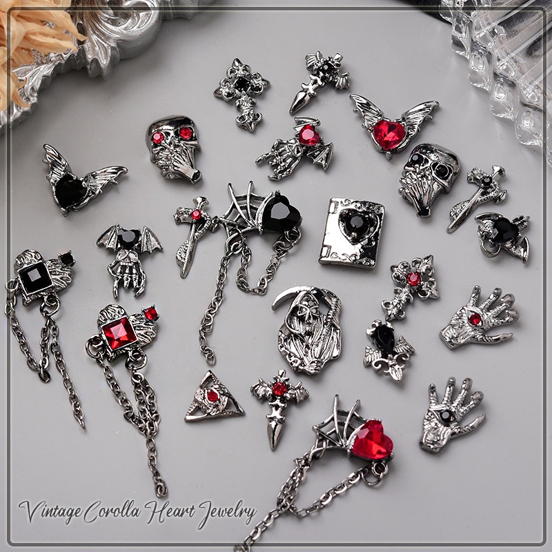 Phụ kiện trang trí móng tay bằng hợp kim nạm kim cương phong cách tối màu phù hợp / Móng tay nghệ thuật hình con quạ hình đầu lâu bằng kim cương / Dây chuyền tình yêu trang trí móng tay