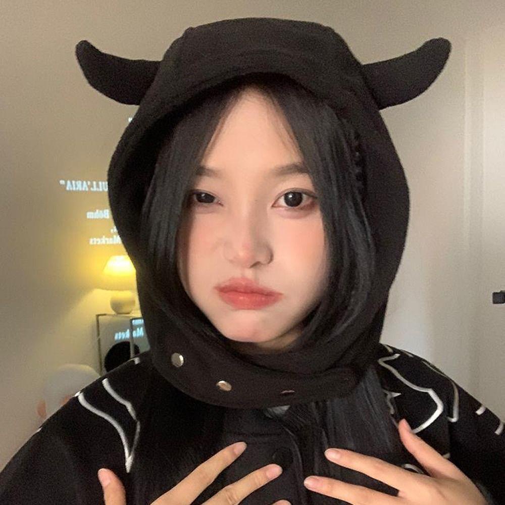 Mũ Lưỡi Trai Vải cotton Màu Đen In Hình Quỷ Bảo Vệ Tai Kiểu Nhật Bản Thời Trang Mùa Đông Cho Nam / Nữ