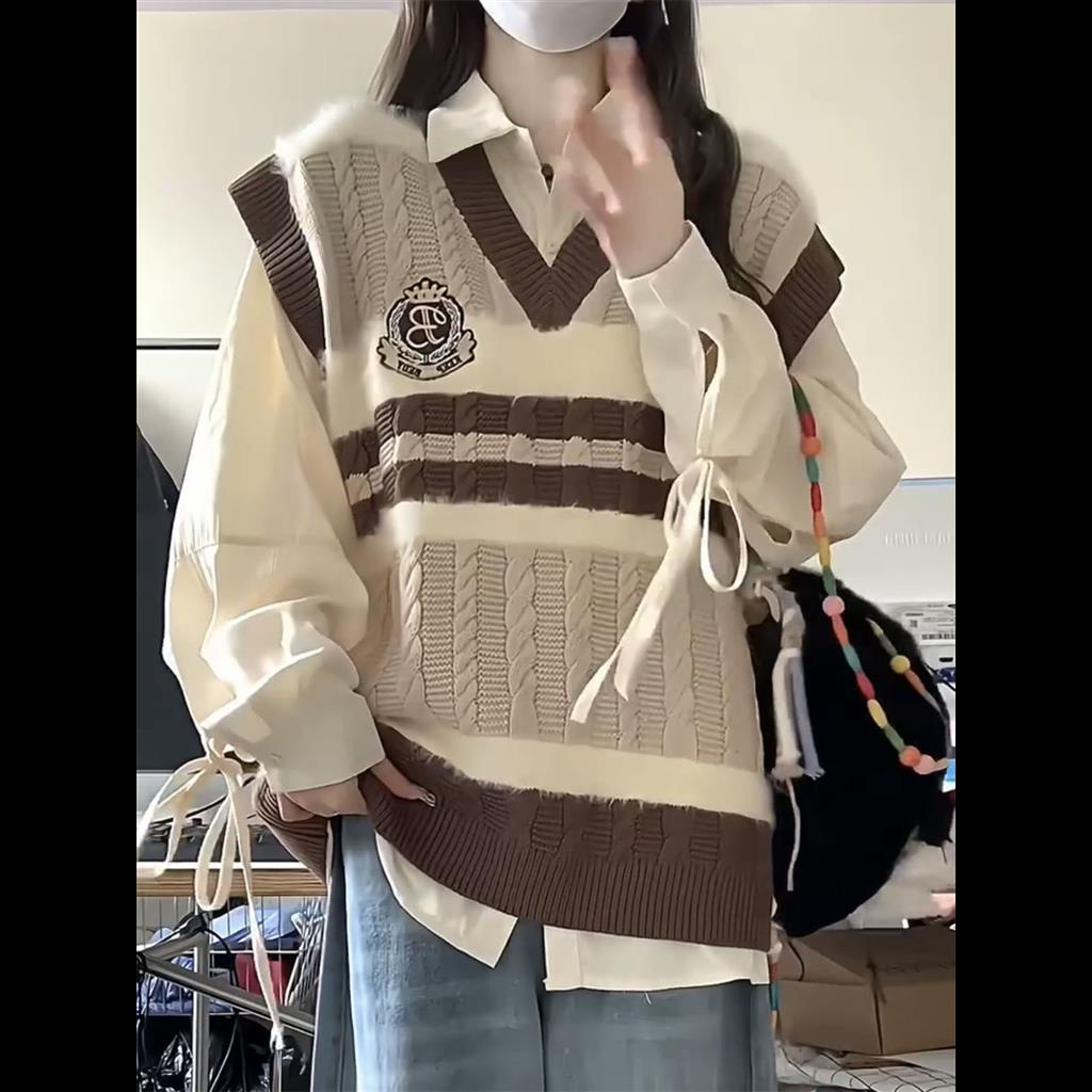 Set Áo Sơ Mi Hoa Anh Đào + Áo Khoác Ghi Lê Dệt Kim Không Tay Thêu Biểu Tượng Lông Thú Phong Cách Đại Học Cho Nữ Sinh / set