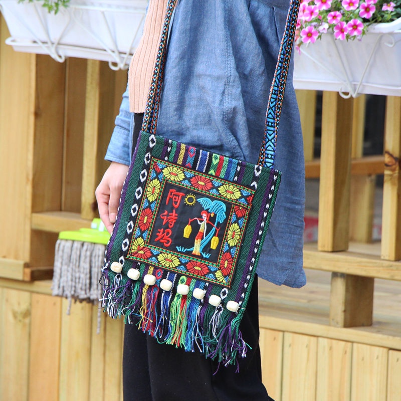 Túi Đeo Chéo Họa Tiết Thêu Phong Cách Dân Tộc Mới 2021