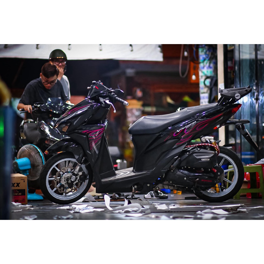 Tem rời lửa tím hồng cho Vario 150 xe đen - tem cao cấp không bay màu