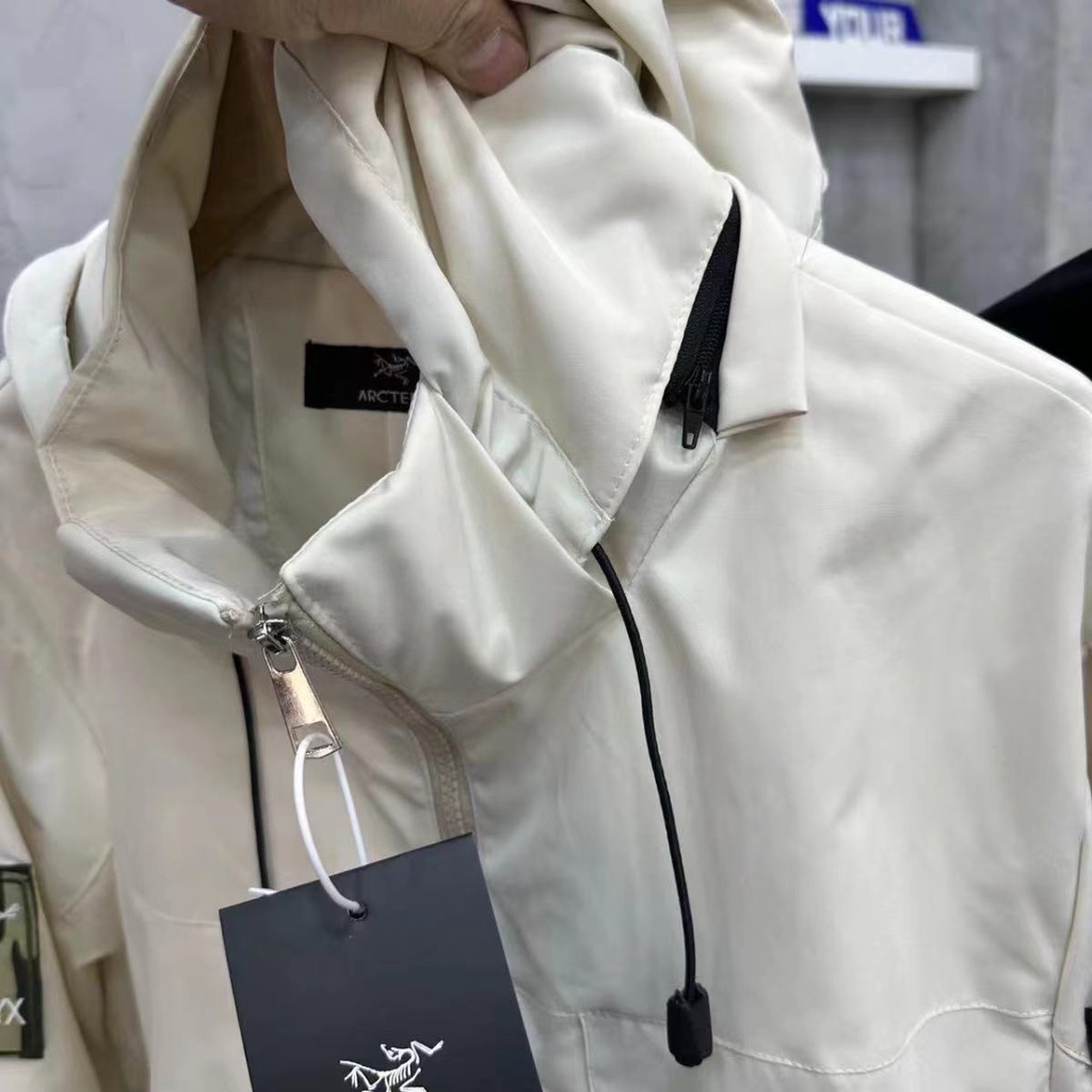 LMTC ARC'TERYX 23 Autumn Classic Hot outdoor sports mountaineering windproof waterproof hooded jacket New embroidery for men and women