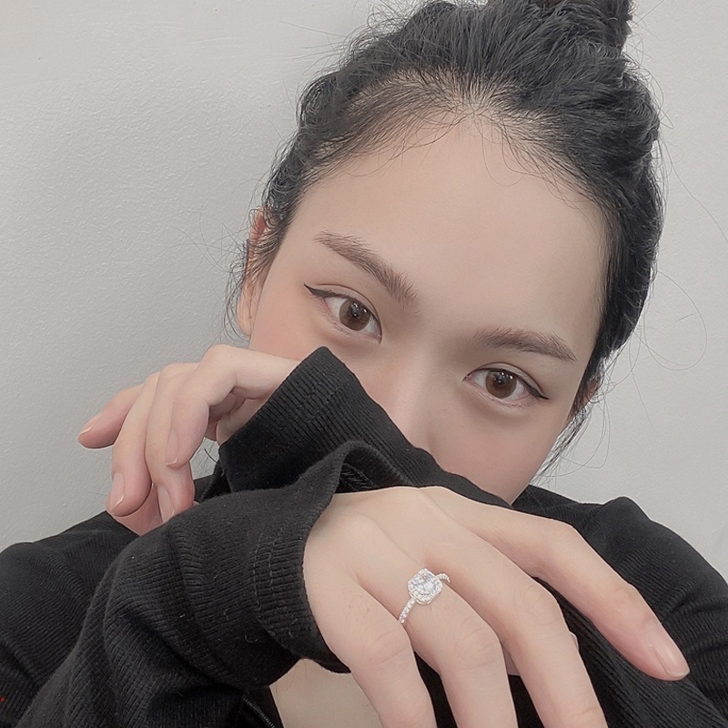 Nhẫn Cặp Hình Vuông Đính Đá zircon Sang Trọng