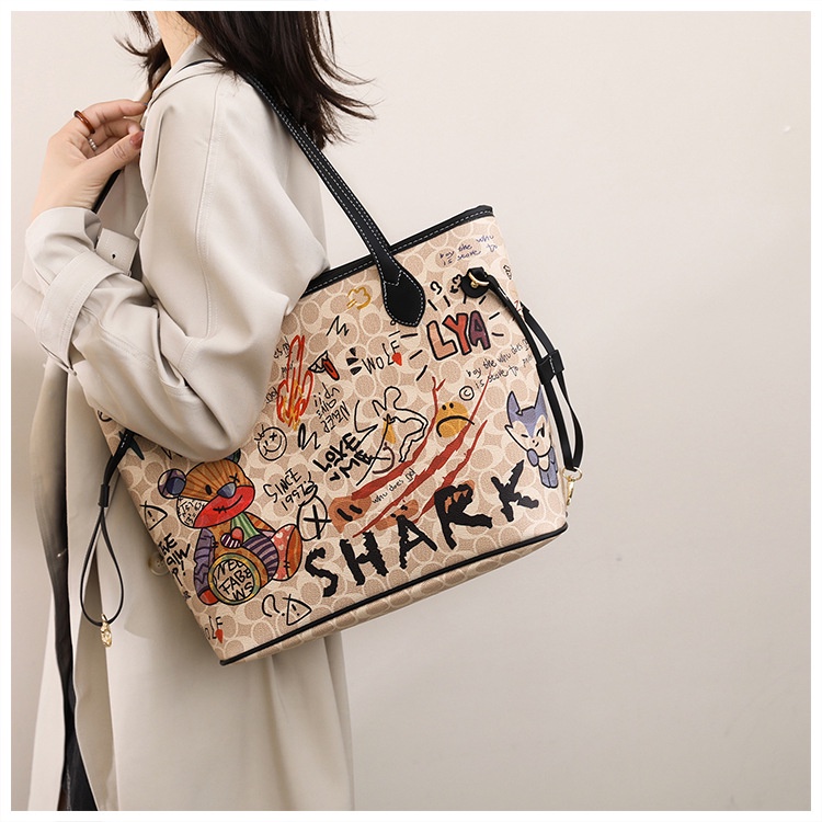 Hoạt Hình Túi tote Da Mềm Họa Tiết Gấu graffiti