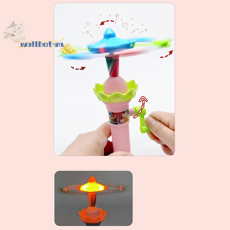 Wallhot > Đồ Chơi Vòng Quay Ngựa Gỗ Có Đèn led Chiếu Sáng