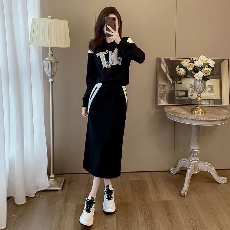 Set Áo Nỉ Và Chân Váy Phong Cách Thể Thao Thời Trang Thu Đông Cao Cấp Cho Nữ