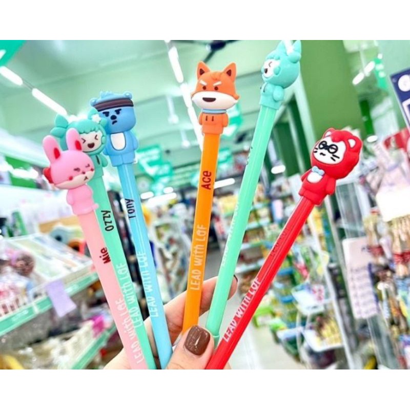 Bút bi malto tặng kèm 1 ngòi bút