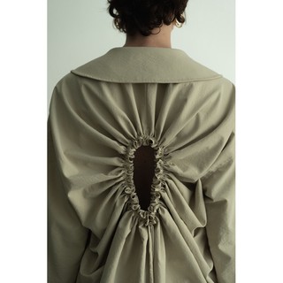 WIDE COLLAR CROPPED JACKET