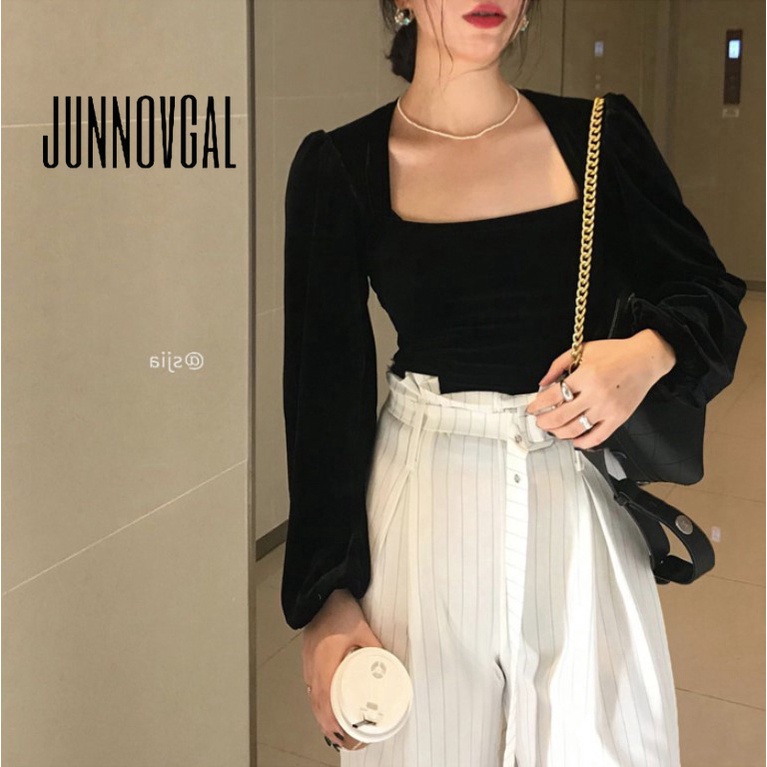 Junnovgal Áo Nhung Tay Phồng Dài Cổ Vuông Màu Đen Thời Trang 2023 Cho Nữ