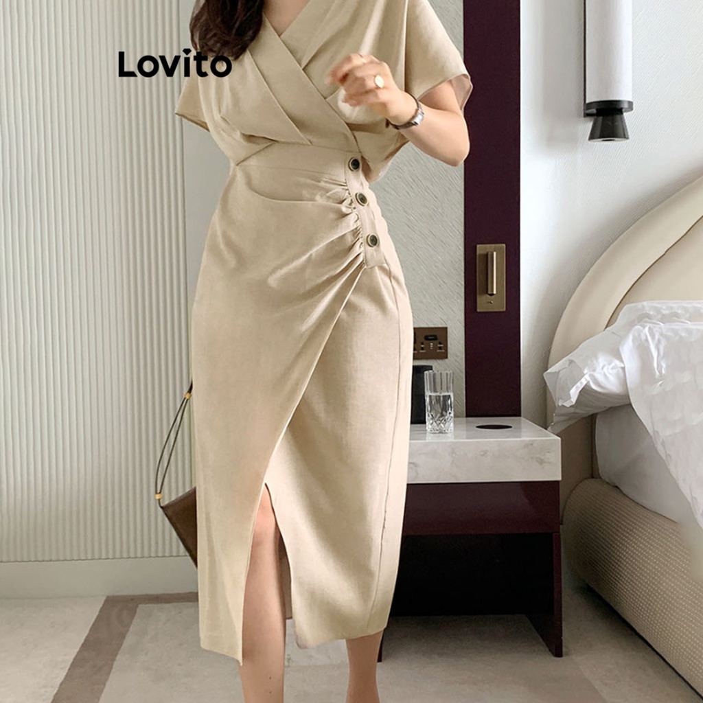 Đầm Lovito xếp nếp cài nút không đối xứng màu trơn thường ngày cho nữ LNE20031 (màu kaki nhạt)