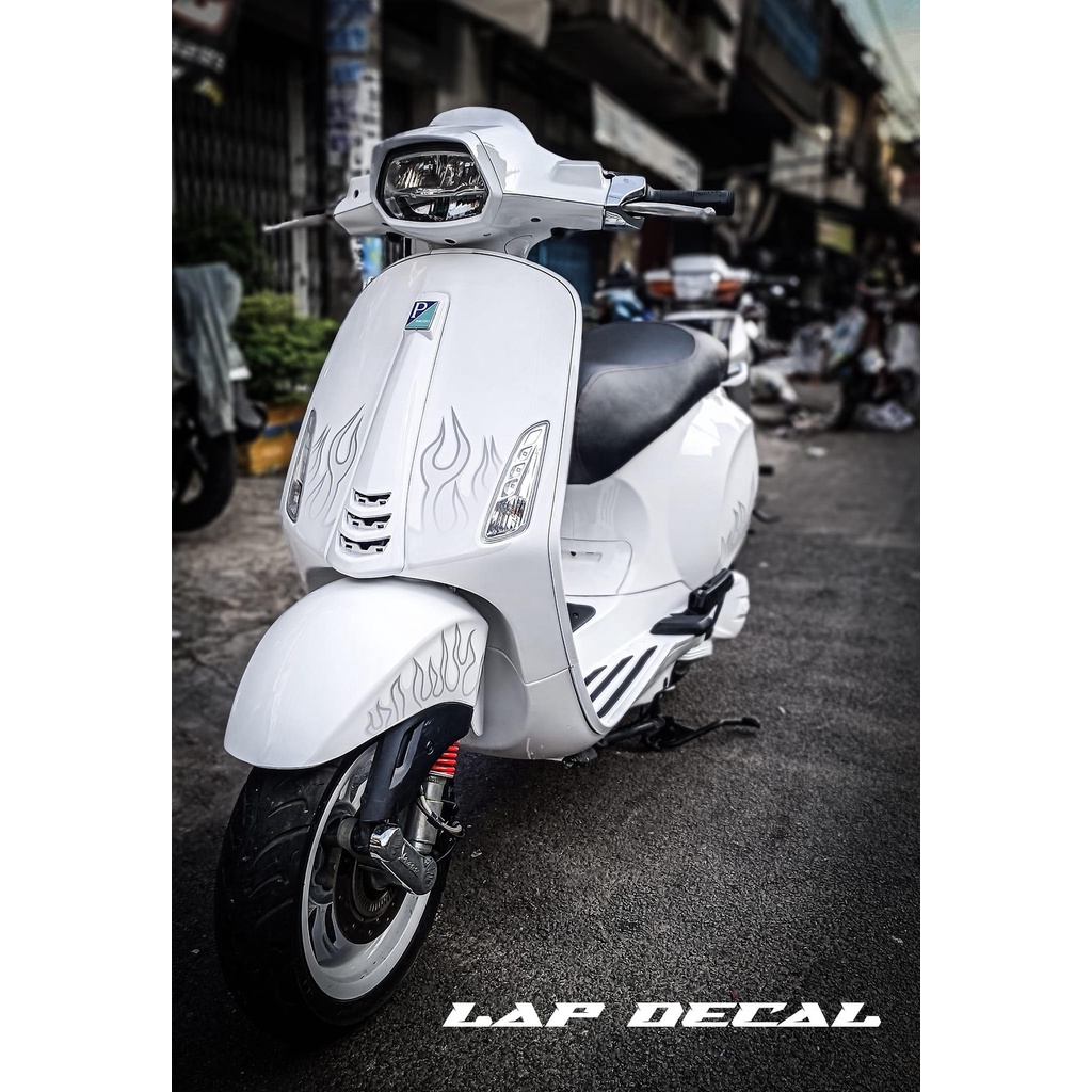 Tem rời lửa Justin BieBer cho Vespa Sprint / Primavera trắng - mẫu siêu hot 2023