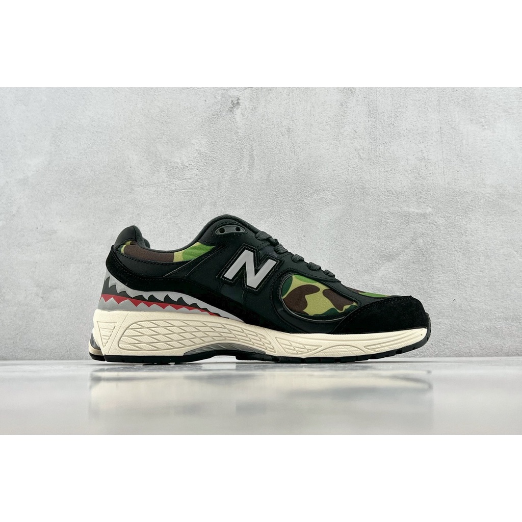 Giày bape x new balance 2002r m2002rbf 36-452R Họa Tiết Rằn Ri Cá Tính