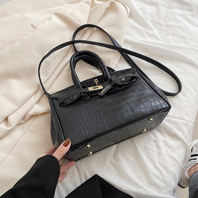 Túi Đeo Chéo Thời Trang 2023 Chất Lượng Cao Cho Nữ