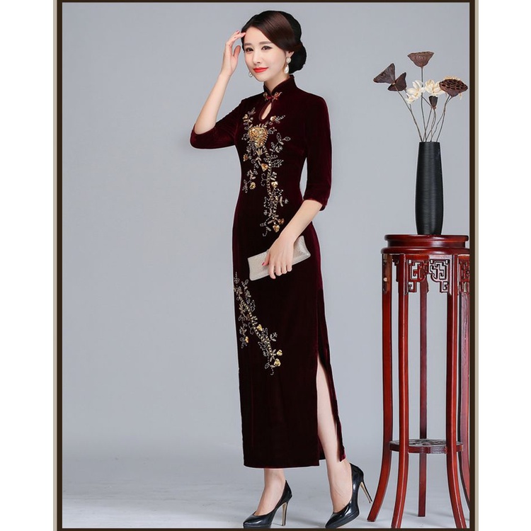 Đầm Sườn Xám Cách Tân Chất Nhung Tay Lửng Thêu Họa Tiết Phong Cách Trung Hoa Thời Trang Xuân Thu Cho Nữ