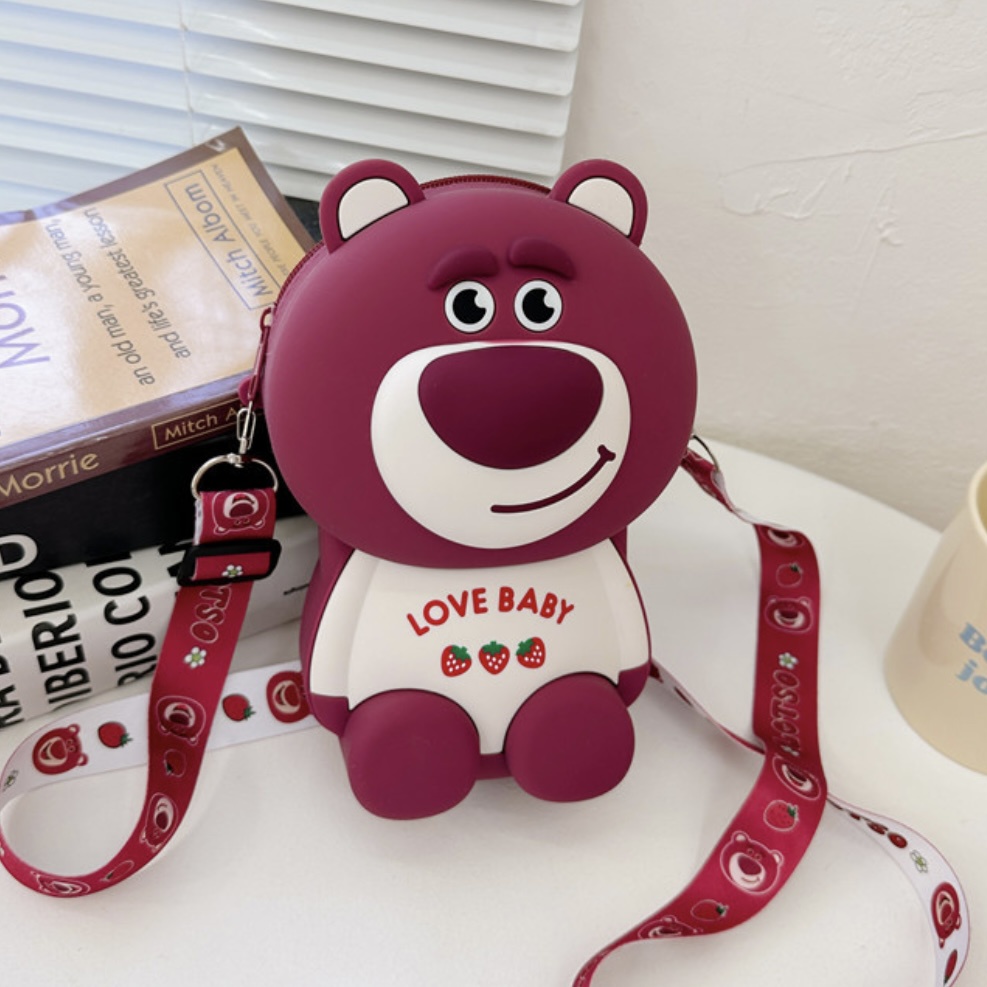 Túi Đeo Chéo Silicon Hình Gấu Dâu Lotso Cực Đáng Yêu 3 Màu