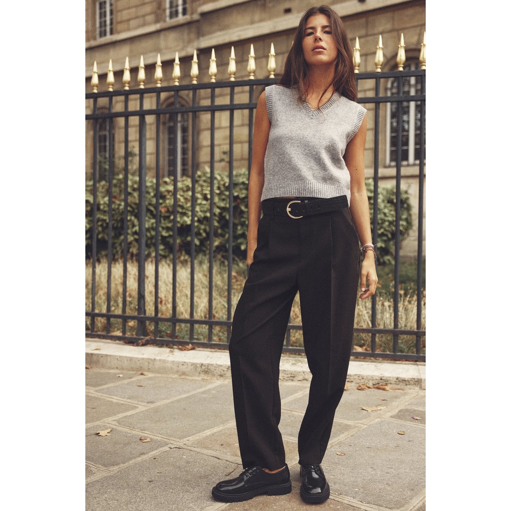 Zara Áo Dệt Kim Sát Nách Cổ Chữ v Màu Xám Thời Trang Mùa Thu 5536157