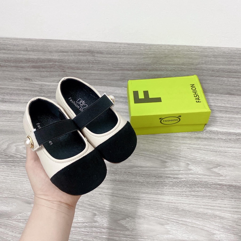 Giày đế bệt quai chun đính Ngọc tinh tế mũi tròn phối da lộn kiêu sa bé gái  - Giày búp bê mềm mại xinh xắn cho bé 818