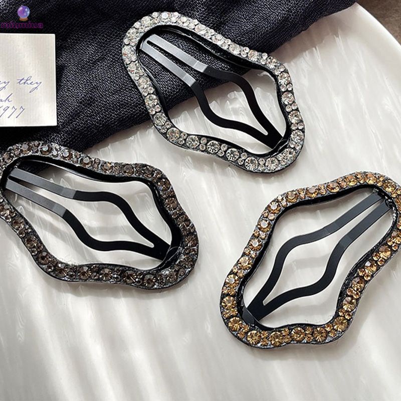 Miumiua🔮Kẹp Tóc Hình Đám Mây Rỗng Đính Đá Thời Trang 2023 Cho Nữ