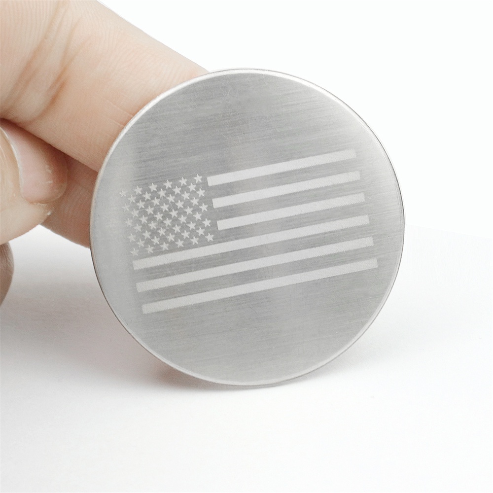 Shift Knob Trim Cờ không gỉ chải cho Chrysler 300 / 200 / Pacifica & Voyager, Dodge Ram 1500, Rebel 
