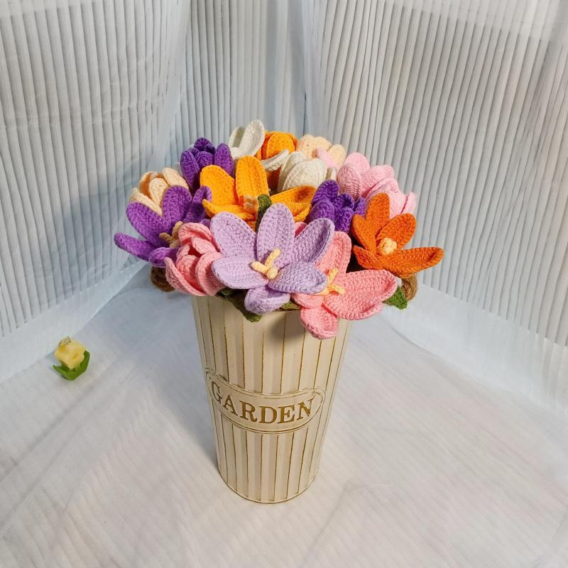 Bó Hoa tulip Nhân Tạo Đan Móc Thủ Công Trang Trí Sinh Nhật