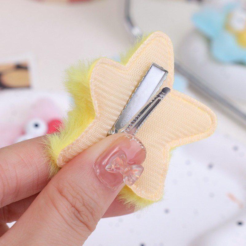 Kẹp Tóc Hình Búp Bê Mắt Ngôi Sao Năm Cánh / Kẹp Tóc Lông Xù Ngọt Ngào Thời Trang Mùa Đông / Phụ Kiện Tóc Hình Ngôi Sao Nhiều Màu Sắc