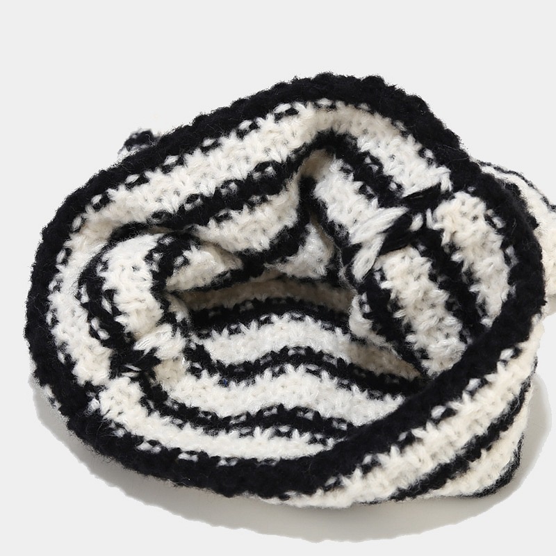 Mũ Len beanie Đính Tai Mèo Dễ Thương Cho Nữ