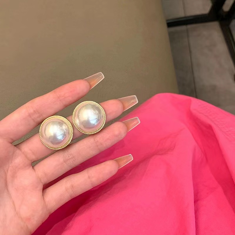 Khuyên Tai Đính Ngọc Trai Phong Cách Hàn Quốc Thời Trang 2023