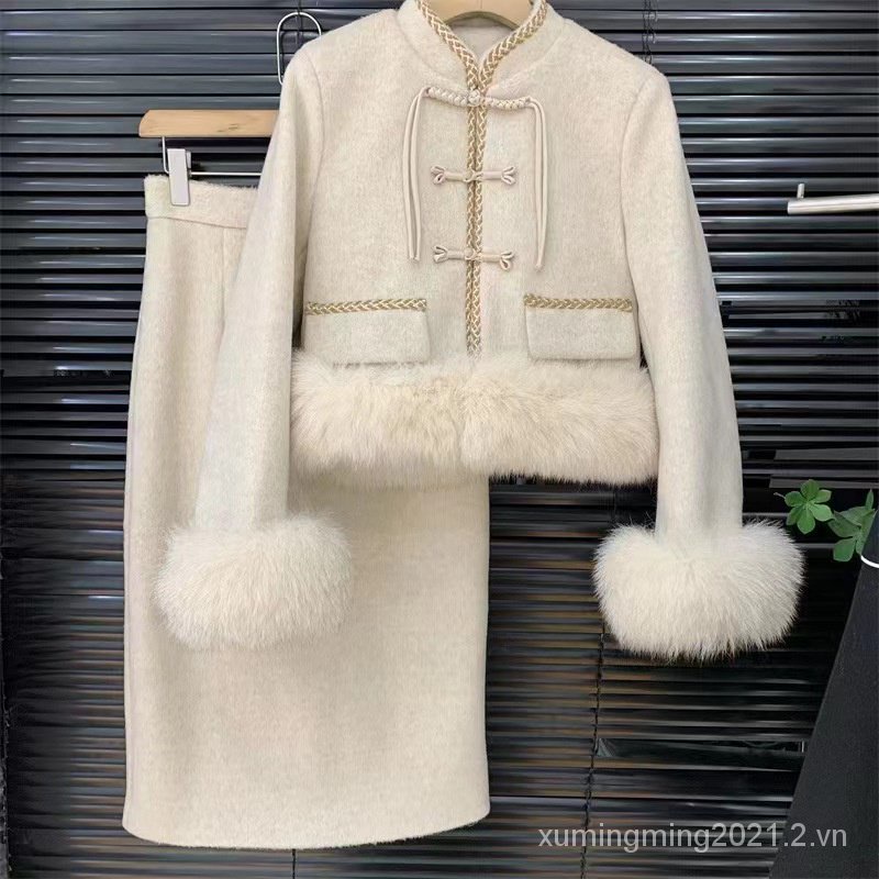 Bộ Áo Khoác Phao + Chân Váy Thiết Kế Mới Thời Trang Mùa Đông 2023 Ấm Áp Cho Nữ