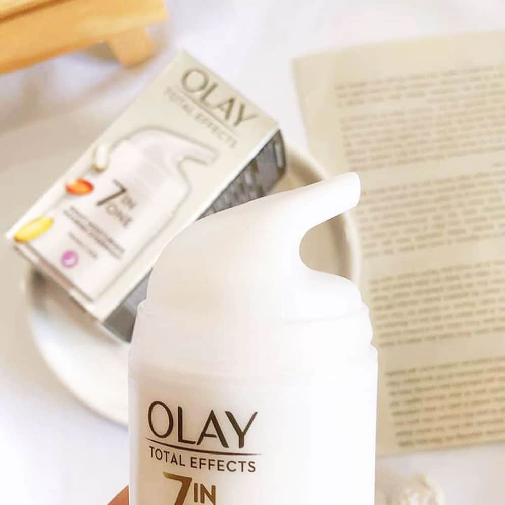 Kem dưỡng ẩm chống lão hóa ban đêm Olay Total Effects 7 in One Night Moisturizer 50ml