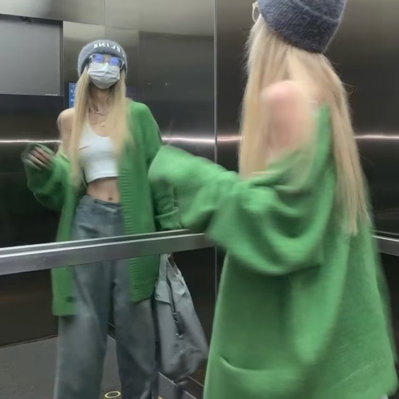 Áo Khoác cardigan Dệt Kim Dáng Rộng Màu Xanh Lá Thời Trang Cho Nữ