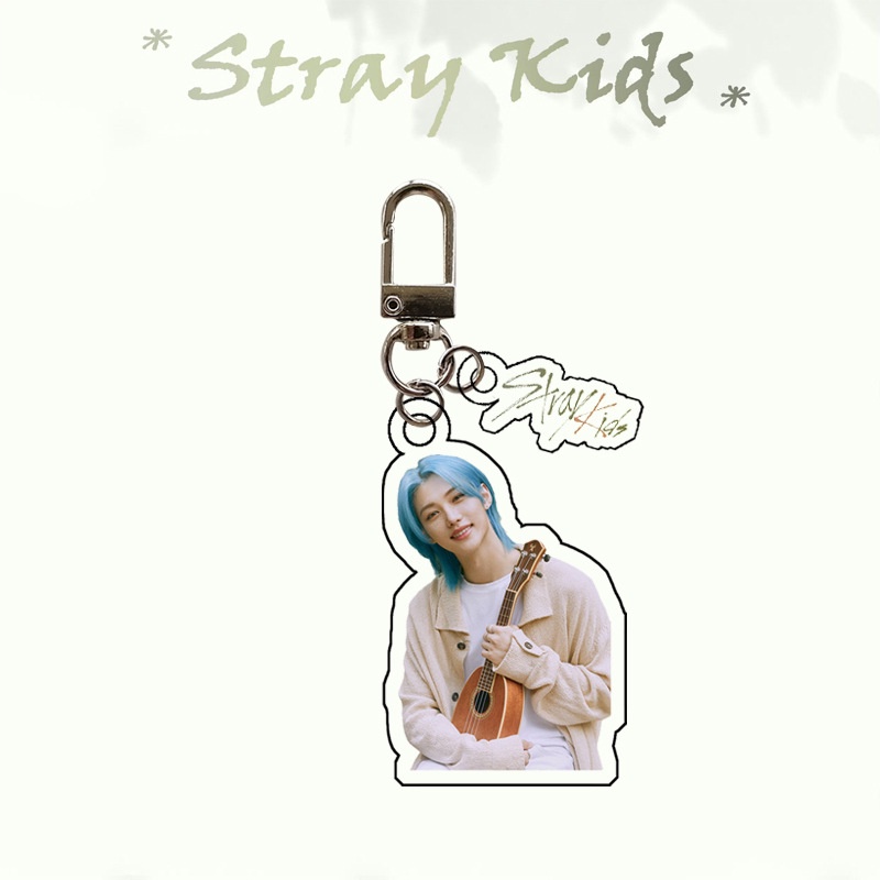 Móc Khóa acrylic Hình stray kids Mới