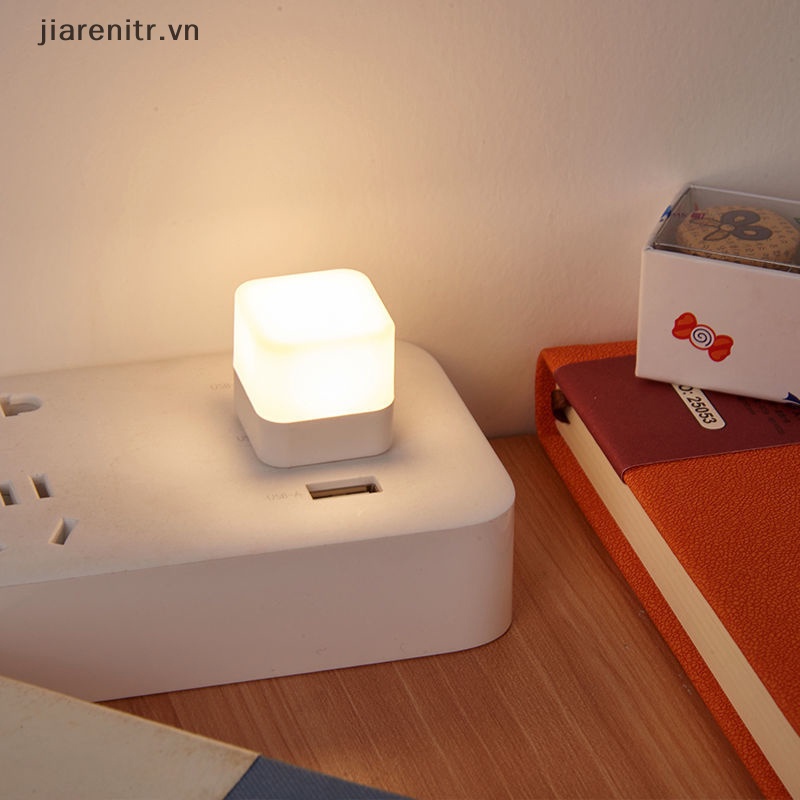 1 Đèn LED Mini Sạc USB Hình Tròn Bảo Vệ Mắt Dùng Khi Đọc Sách