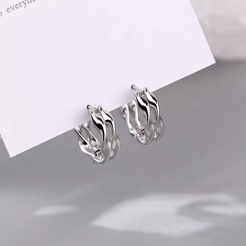Bông Tai Dạng Vòng Màu Sắc Bạc Thời Trang Cho Nam Và Nữ