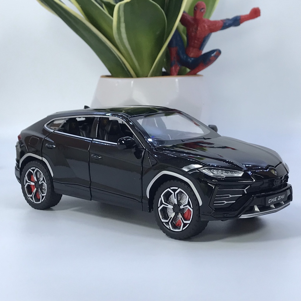 Mô hình ô tô siêu xe Lamborghini Urus sản xuất bằng kim loại cao cấp