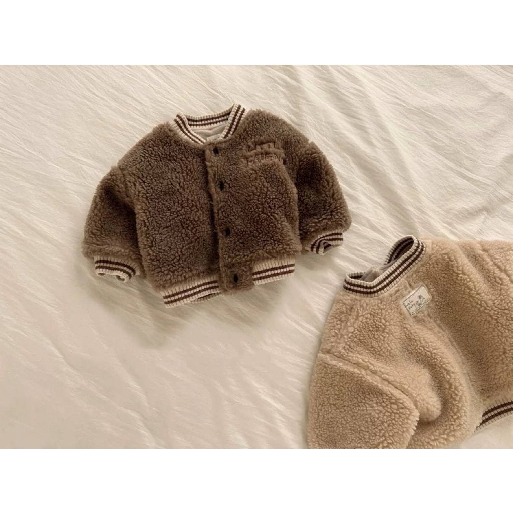 Áo Khoác Bóng Chày Tay Dài Lót Lông Cừu Dày Dặn Giữ Ấm Phong Cách Hàn Quốc Thời Trang Thu Đông Cho Bé